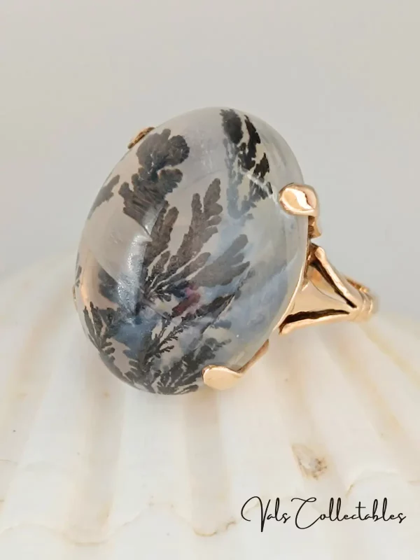 Gold Dendritic Agate Cabochon Ring