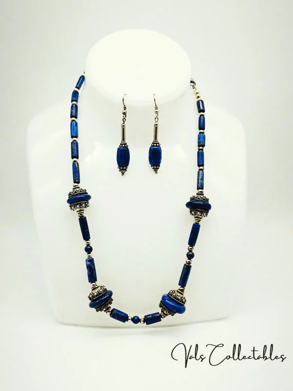 Silver Lapis Lazuli Necklace
