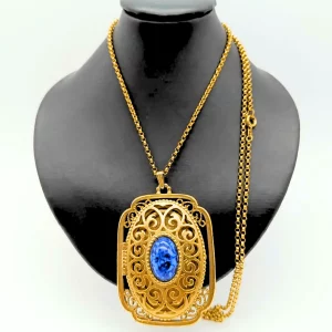 Avon Gold Tone Necklace