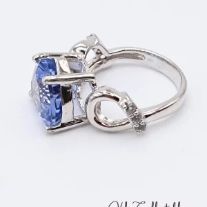 Blue Topaz Heart Ring