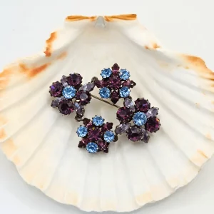 Victorian Paste Brooch.